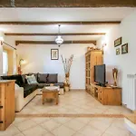 3 Bedroom Amazing In Dom wakacyjny