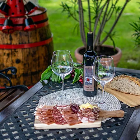 Amazing In With Kitchen Vikendica *