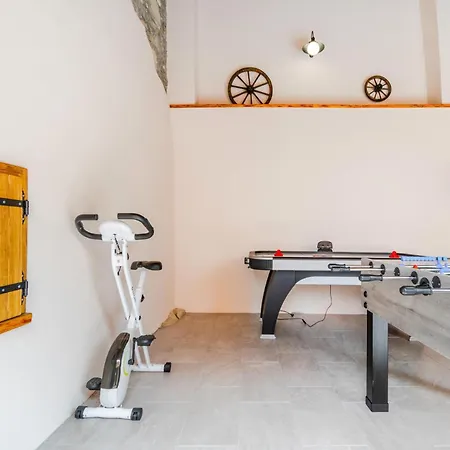 Amazing In With Kitchen *