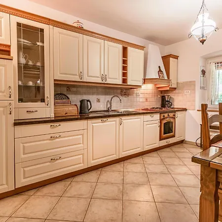 Amazing In With Kitchen