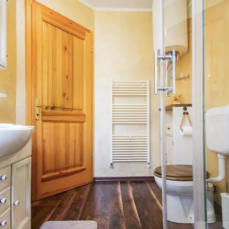 3 Bedroom Amazing In Casa vacanze *