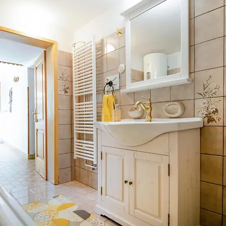 3 Bedroom Amazing In *