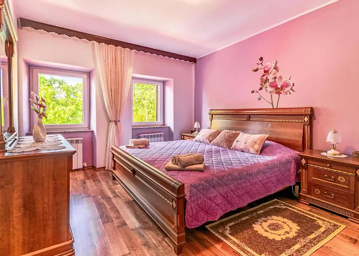 Amazing In With Kitchen Štanjel