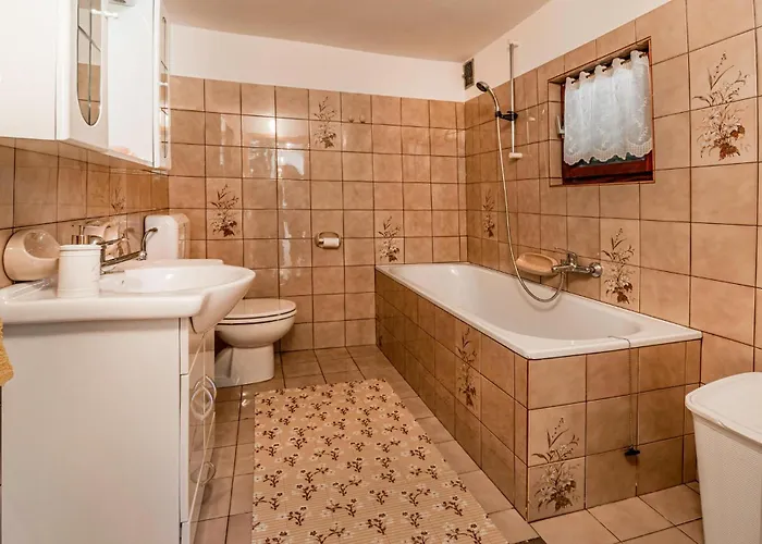 بيت للعطل Amazing In With Kitchen *