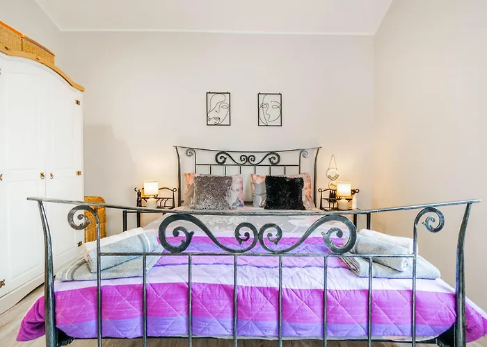 Amazing In With Kitchen